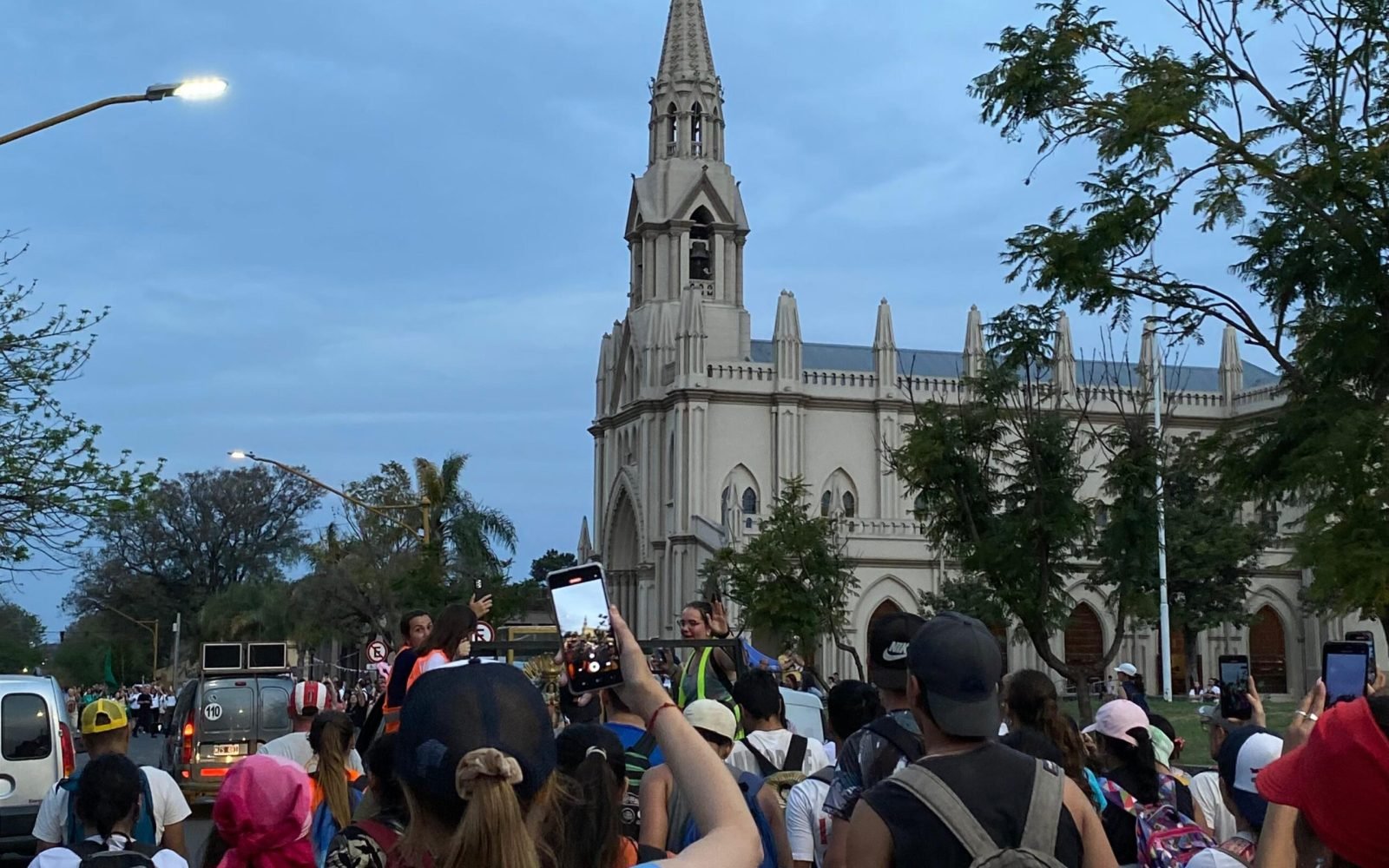 50891980-7fd0-4eb0-af9b-ff04d9c41962